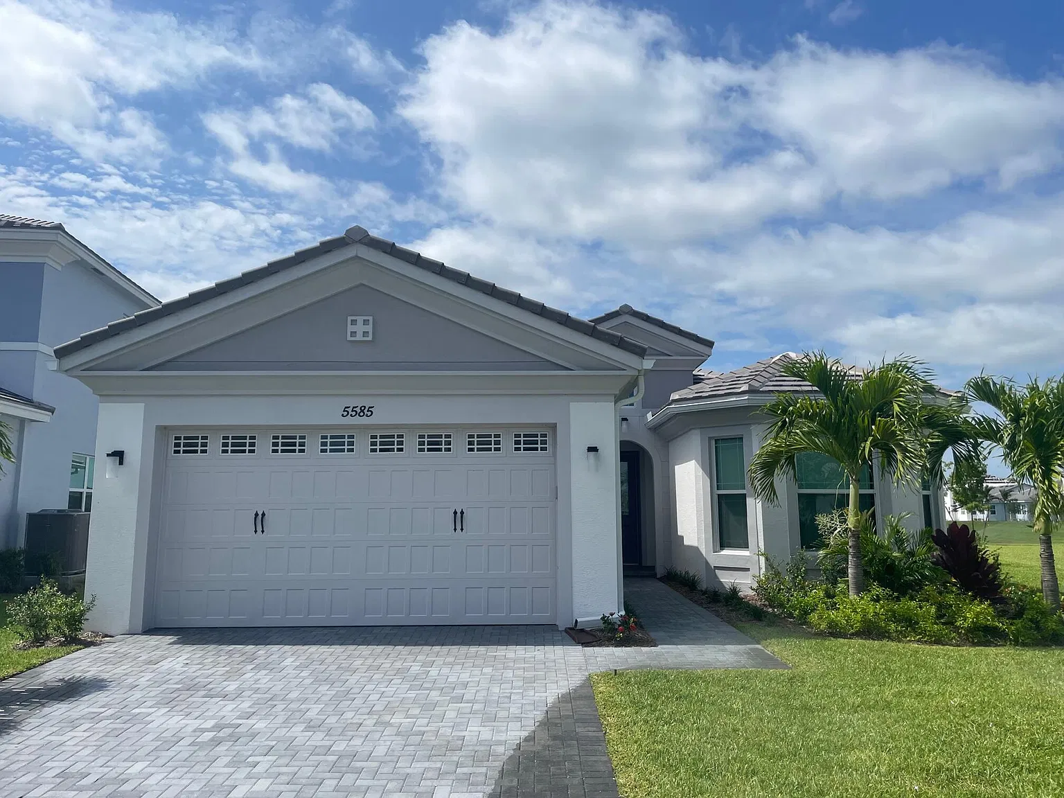 3 bed, 2.0 bath, 2075 sqft, $3,500 — Photo 1