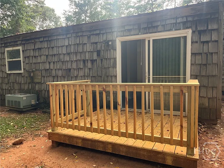 212 Rustwood Dr — Photo 8