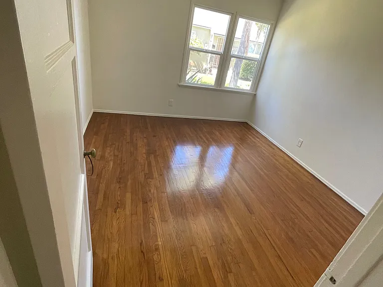 15721 Halldale Ave #B — Photo 8
