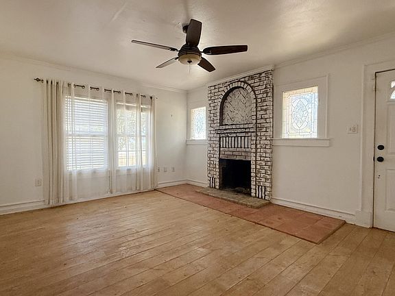 2nd image of 2405 Texan Dr