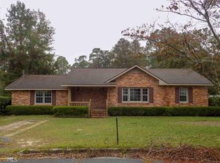 187 W Brewton St, Mc Rae, GA 31055