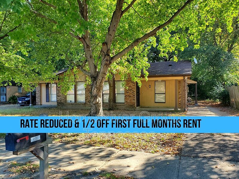1st image of 3438 Woodhollow Dr
