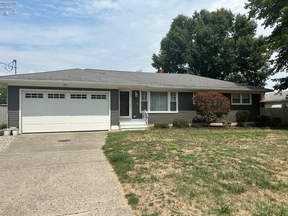 1st image of 42058 Debra Dr