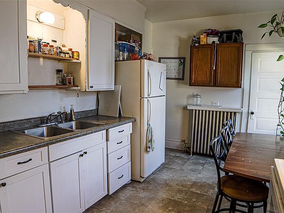 2nd image of 1114 7th Street