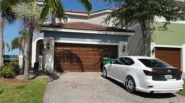 1st image of 8031 NW 114th Pl