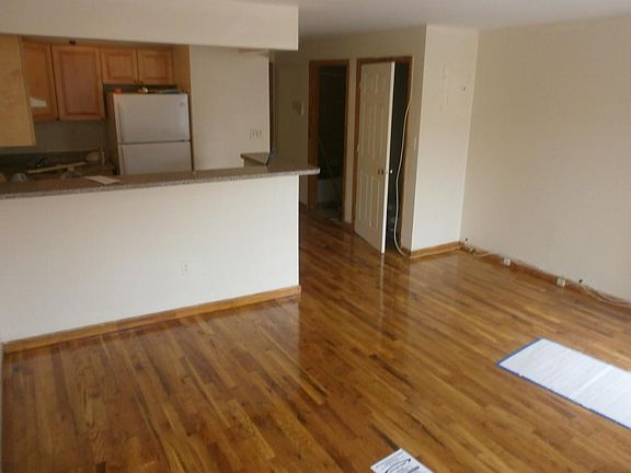 2nd image of 193-00 Linden Blvd #2