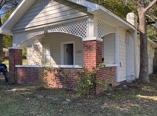 1052 Tower Dr, Birmingham, AL 35214