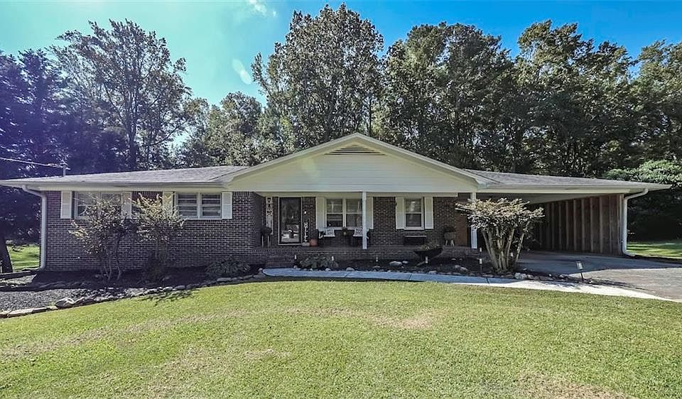 1st image of 1141 Whispering Hills Dr