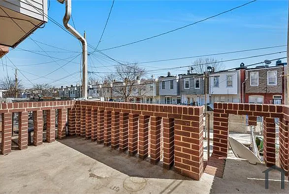 2533 Christian St — Photo 24