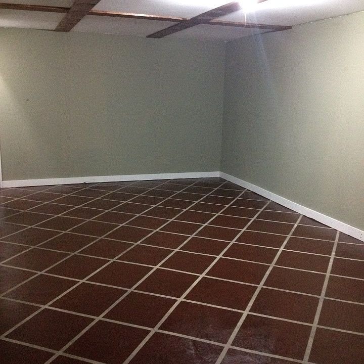 2nd image of 524 Redwood Ln