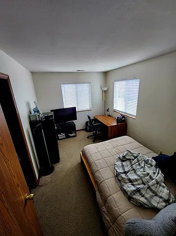 3377 N Oakland Ave — Photo 6