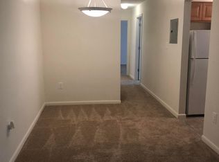 304 Stevens Cir APT 1D, Aberdeen, MD 21001