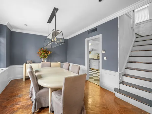 309 Avenue J image 4 of 16