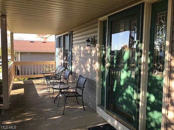 2nd image of 661 Marguerite Way