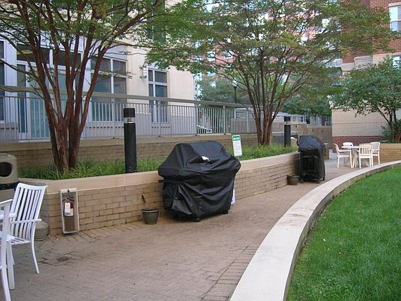 Barbeque-Grilling-Picnic Area