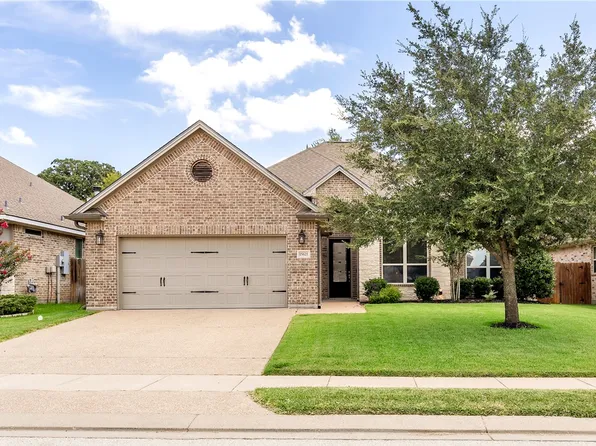 15621 Long Creek Ln, College Station, TX 77845