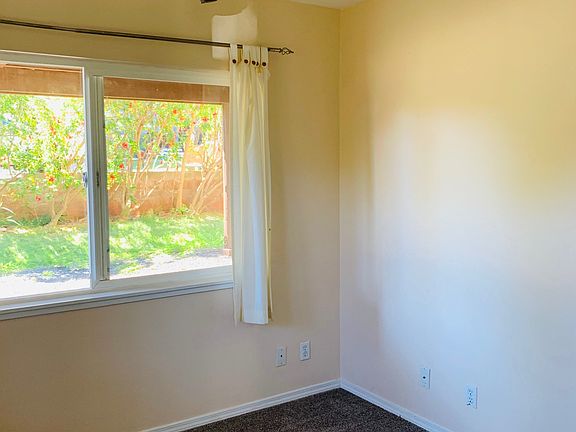 3rd image of 4002 Mahinahina St #1