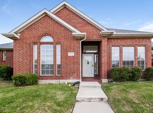 2725 Running Duke Dr, Carrollton, TX 75006