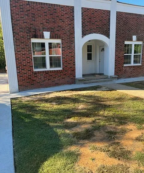 508 W Elm St #W — Photo 1