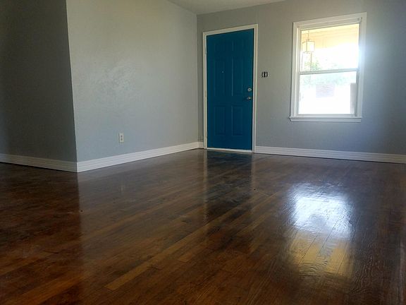 2nd image of 1809 NW Bell Ave