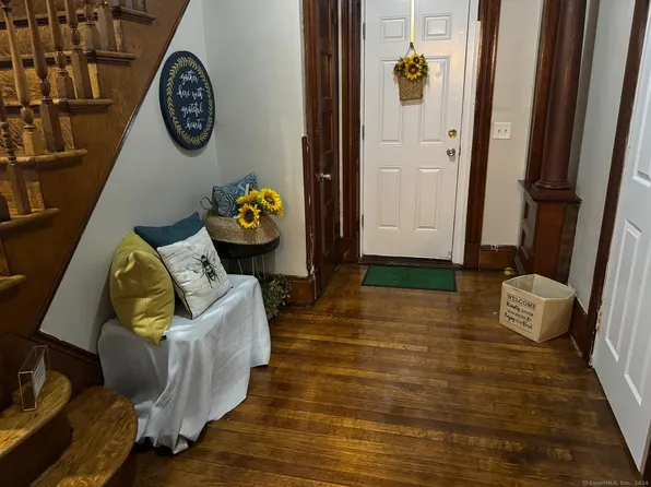 208 Buckingham Street, Waterbury, CT 06710