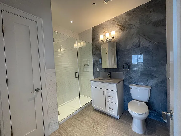 251 E Park Ave #B — Photo 6