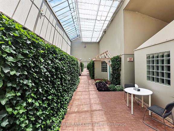 4th image of 77 Mill St E #34