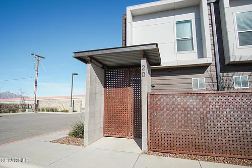 6262 Woodrow Bean Transmountain Dr #20 Photo 1