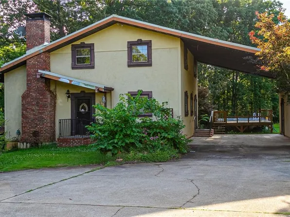 1011 County Line Trl, Mansfield, GA 30055