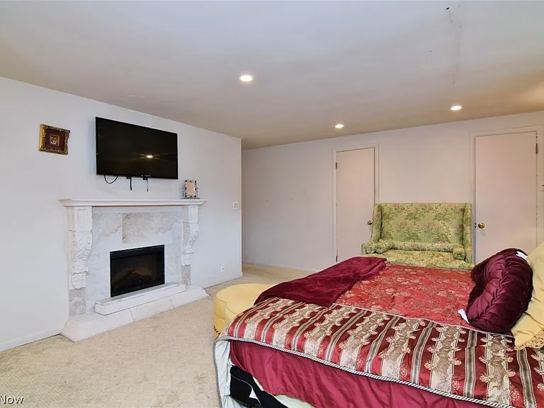 32049 Gates Mills Blvd — Photo 31