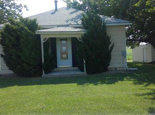 313 S 2000th Rd, White City, KS 66872