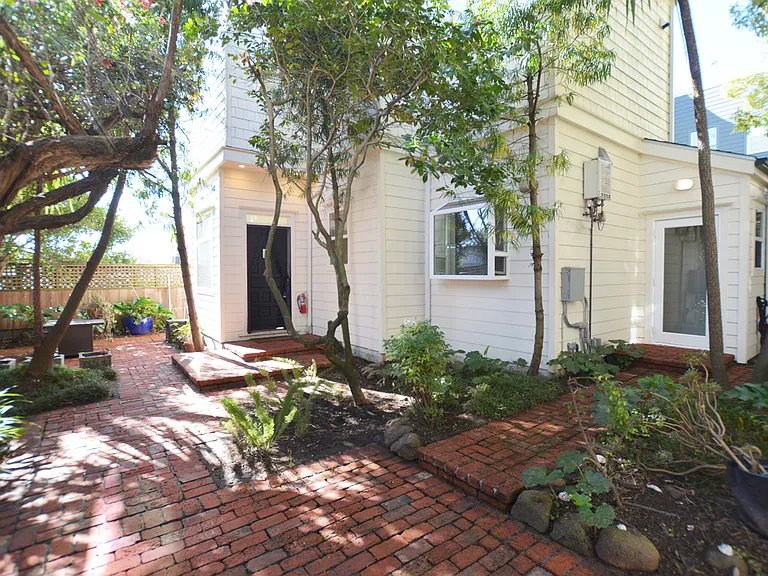 869 Fell St — Photo 1