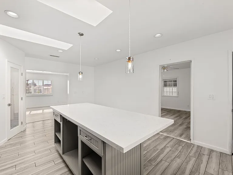 587 E Arrow Hwy — Photo 8