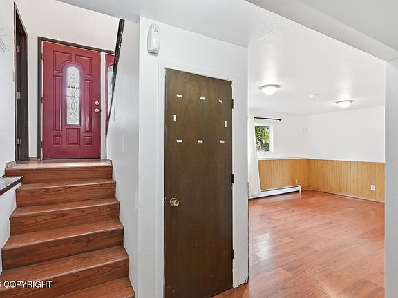 3rd image of 2150 Chandalar Dr