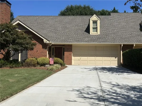 640 Brickleberry Ct, Roswell, GA 30075