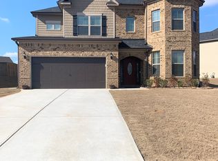 560 Birkdale Dr, Fairburn, GA 30213