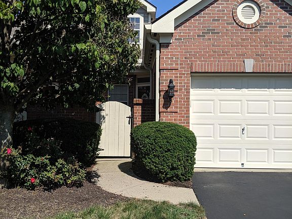 2 Car Garage with Garden Style Entry!