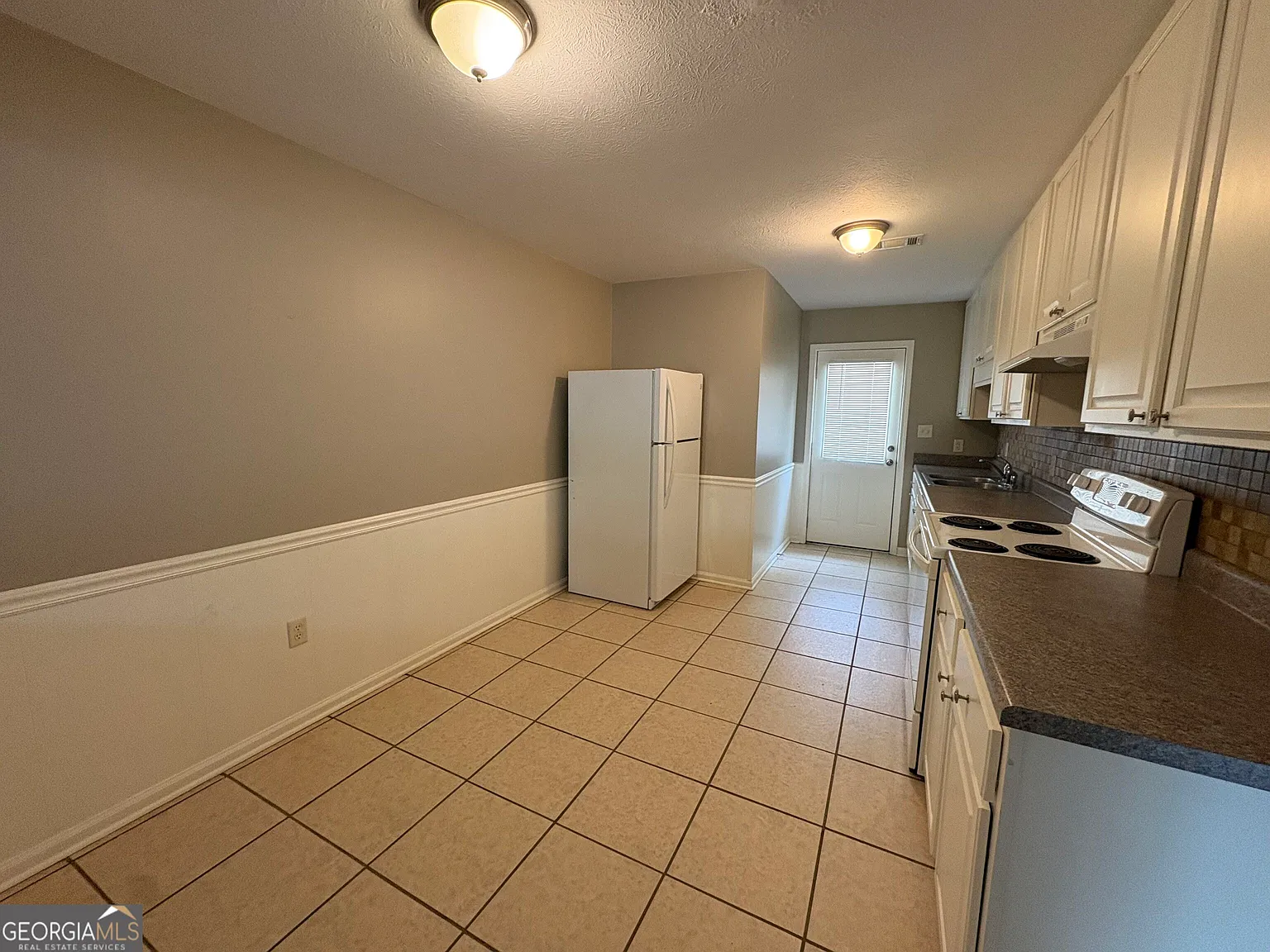 2 bed, 2.0 bath, 1200 sqft, $1,150 — Photo 3