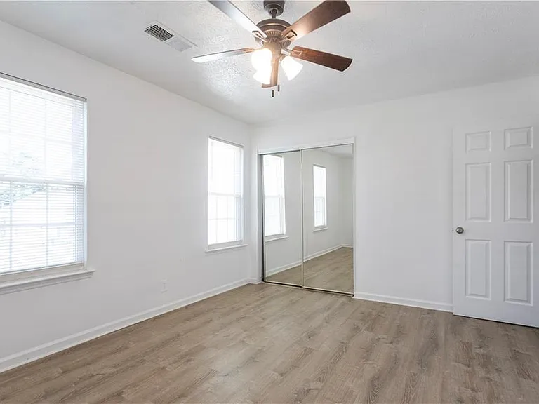 1585 Springleaf Point SE — Photo 14