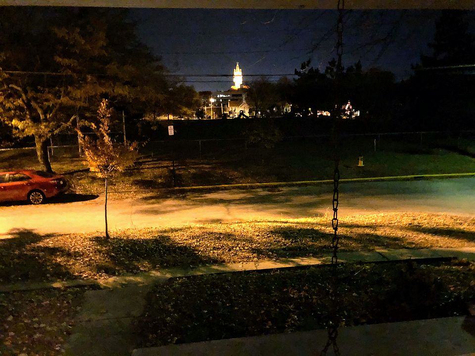 1st image of 301 E Evers Ave