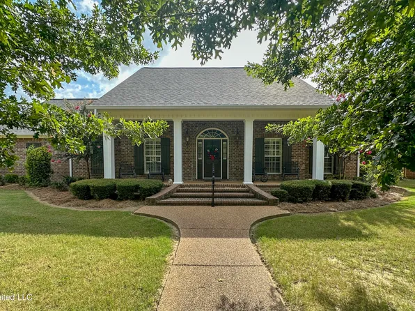 1944 Windsor Pl, Yazoo City, MS 39194