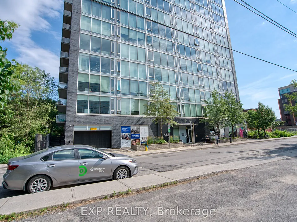 300 Lisgar St #603