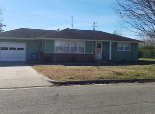 2604 E 11th St, Joplin, MO 64801