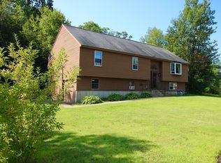 106 Laurel View Rd, Templeton, MA 01468