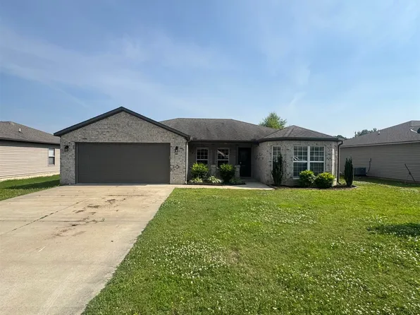 206 Gavin Dr, Paragould, AR 72450