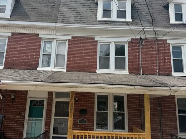 49 W Gay St, Red Lion, PA 17356