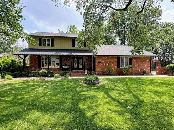 3407 Syler Dr, Hutchinson, KS 67502