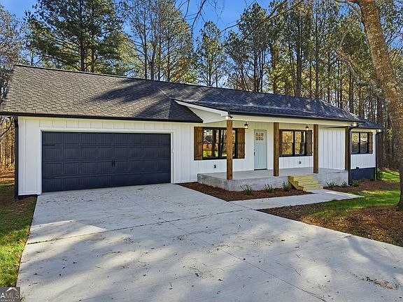 2nd image of 930 Wynn Rd