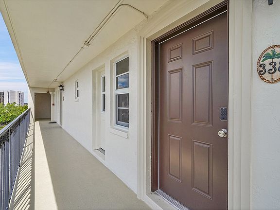 4th image of 2871 N Ocean Blvd APT M338