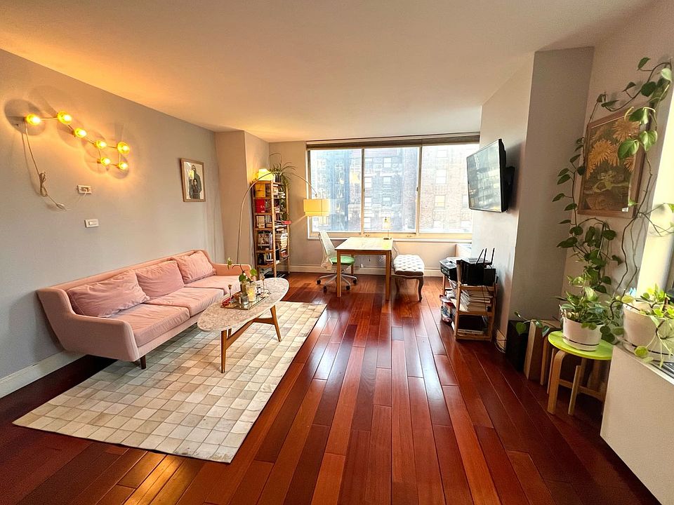 1st image of 145 E 48th St APT 25B